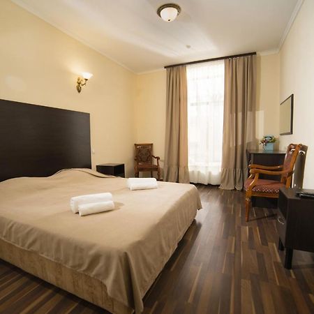 Alex Hotel Odessa Esterno foto